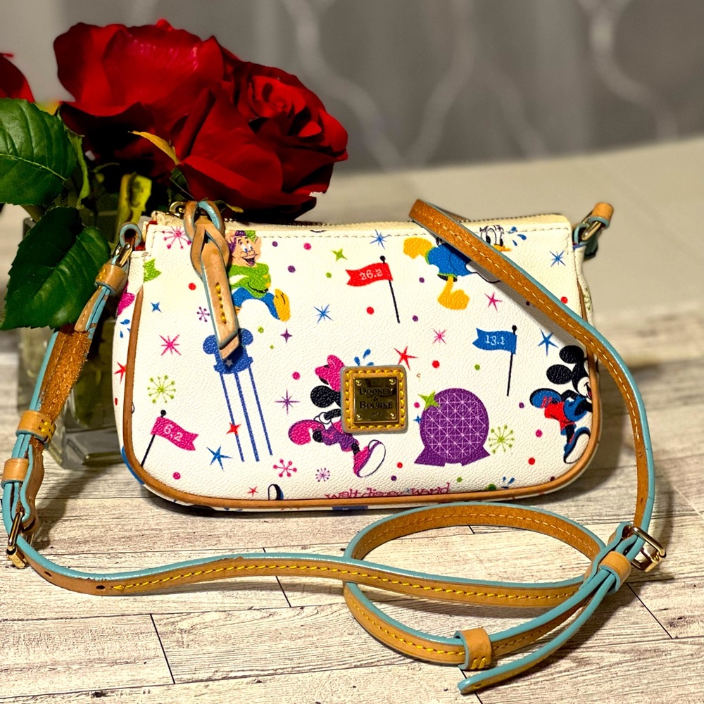 COPY - Run DISNEY Dooney & Bourke 2015 MARATHON Crossbody